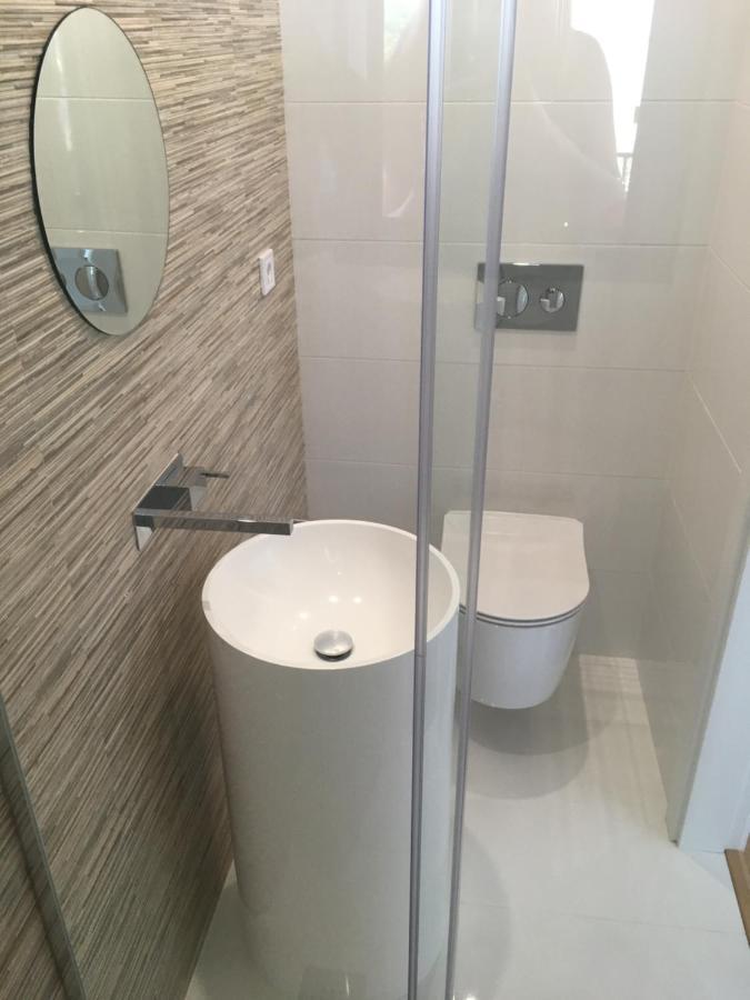 Bedrooms In Modern Guest House Алмада Екстер'єр фото